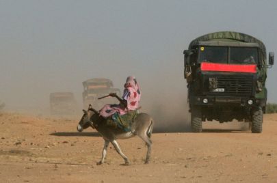 إمداد عسكري في حدود دارفور
