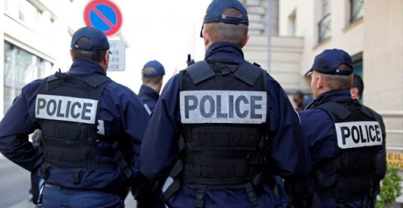 ضباط بالشرطة الفرنسية