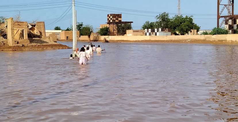 الفيضانات في طوكر